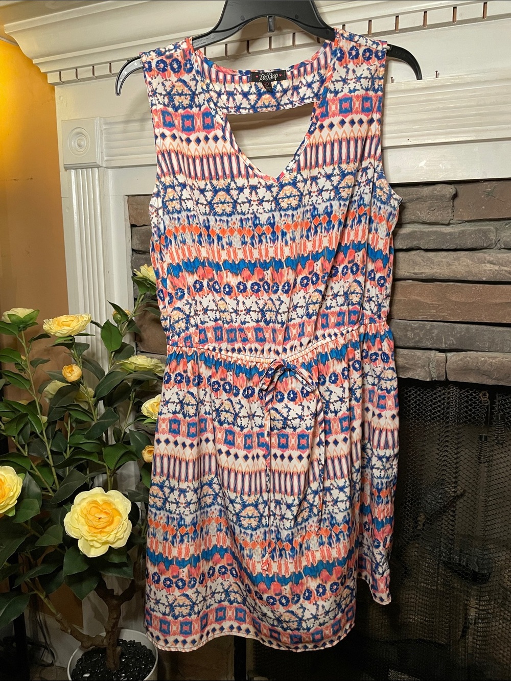 White & Blue Patterned Sleeveless Summer Dress